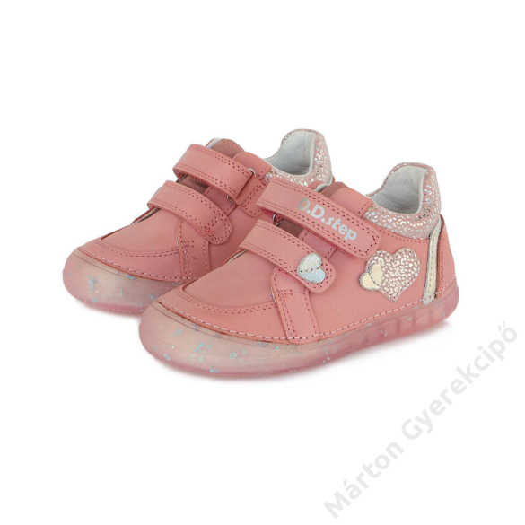 D.D.Step Kislány cipő-szívecskés, rózsaszín